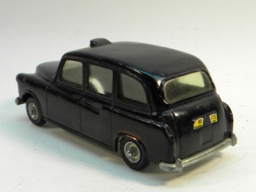 Budgie Toys Austin 101 London Taxi Cab 1965 DieCast Model (1545)