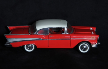 Franklin Mint Chevrolet Bel Air 1957 DieCast Model (2090)