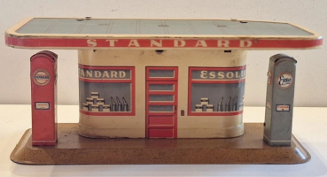 Tippco Esso Standard Tankstelle Reichsautobahn 1936 Blechmodell (7691)