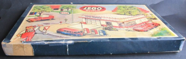 Preview: Lego System Esso Tankstelle 1956 mit Zubehör in Originalkarton (11073)