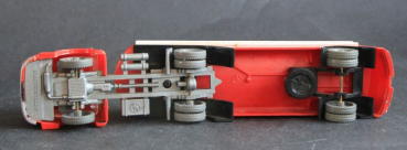 Siku Henschel HS 170 Esso-Tanktruck V47 Plasticmodel 1957 (10532)