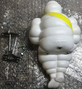 Preview: Michelin Bibendum 1966 Werbefigur Kunststoff (5246)