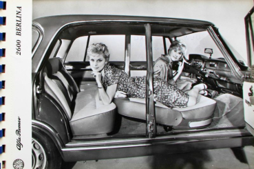 Alfa Romeo 2600 Berlina 1962 Werks-Fotomappe (11291)