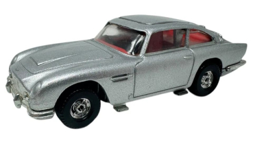 Preview: Corgi Toys Aston Martin DB 5 James Bond 1963 Metallmodell (11427)