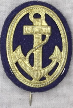 Preview: Deutsche Marine Offizier Mützenabzeichen Goldener Anker dreiteilig 1960 Stoff (11468)