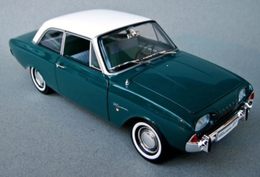 Revell Ford Taunus 17 M 1961 Metallmodell (11486)