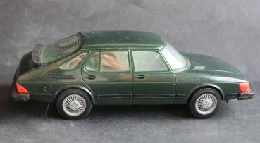 Preview: Stahlberg Saab 900 Turbo 1981 Plastikmodell (11948)