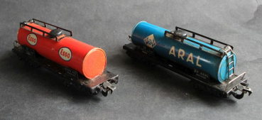 Preview: BuB Aral und Esso Tankkesselwagen Spur 00 zwei Blechmodelle (11592)