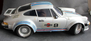 Preview: Dickie Spielzeug Porsche 934 Martini Racing Plastikmodell 1972 (11556)