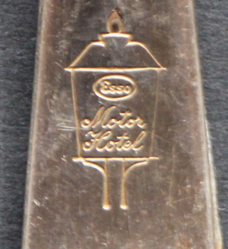 Preview: Esso Motor-Hotel 1953 Hepp-Werbelöffel versilbert mit Logo (9248)