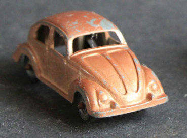Tootsie Toy Volkswagen Beetle 1960 DieCast Model (11828)