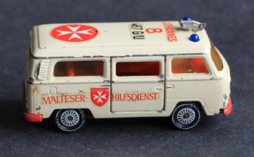 Preview: Siku Volkswagen T2 Transporter 1974 Malteser Hilfsdienst V302 Metallmodell (11826)