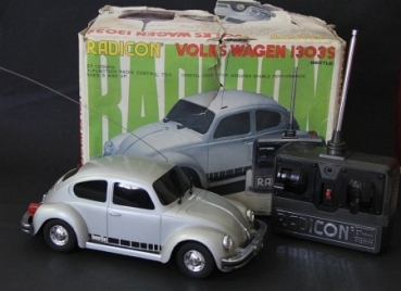 Masudaya Toys Radicon Volkswagen 1303 S 1973 Plasticmodel with Radio Control in original box (0306)