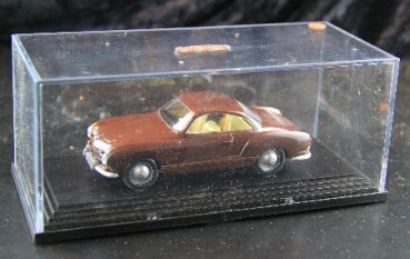 Wiking Volkswagen Karmann Ghia 1970 Plasticmodel in Original box (1701)