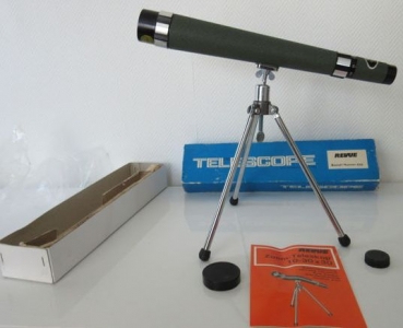 Revue Telescope 4006 with tripod 1980 in original box (5438)