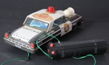 Aoshin ASC Ford Galaxie Highway Patrol 1962 Tinmodel with Remote control (2805)