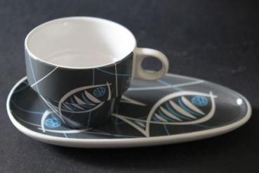 Volkswagen Kaffee-Bistroset 1955 Porzellantasse und Untersetzter mit VW-Logo (3673)