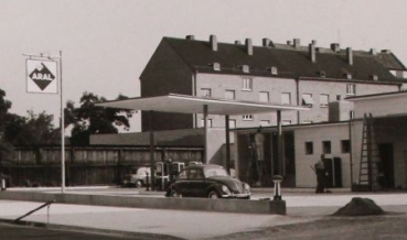 Preview: BV Aral 1960 Tankstelle mit VW Käfer Originalfoto (6196)