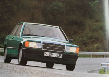 Mercedes-Benz 190/190 E Modelprogram 1983 Carbrochure (2888)