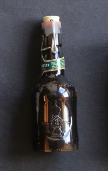 Altenmuenster Beerbottle 1985 plastic (2761)