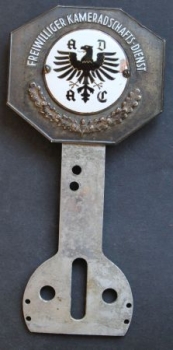 ADAC 1938 Bronzeplakette "Freiwilliger Kameradschafts-Dienst" emailliert mit Metallhalterung (5070)