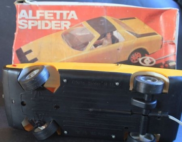 Anker Spielzeug Alfa Romeo Spider 1970 with Remote-Control in original box (5109)