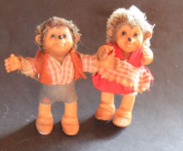 Steiff Mecki hedgehog pair 1958 resin (8925)