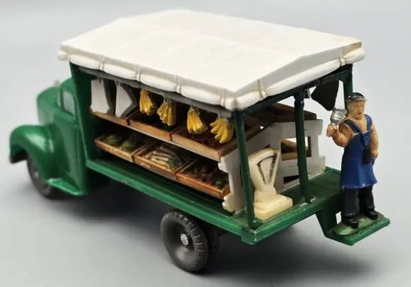 Siku Borgward Salestruck V102 Plasticmodel 1959 (10544)