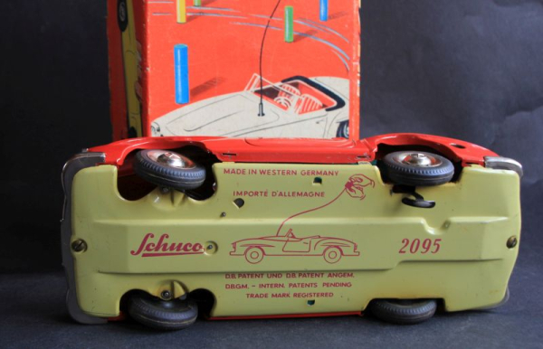 Schuco Mercedes-Benz 190 SL Blechmodell mit Friktionsantrieb in Originalbox (11065)