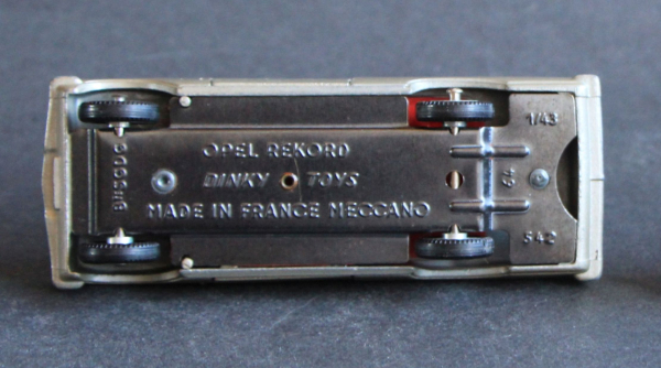 Dinky Toys France Opel Rekord 1964 DieCast Model (2899)