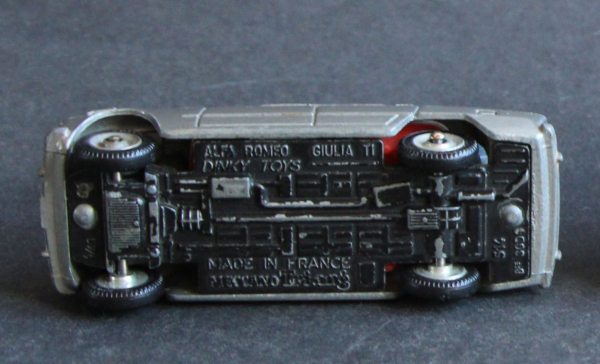 Dinky Toys France Alfa Romeo Giulia TI 1966 Metallmodell (11069)