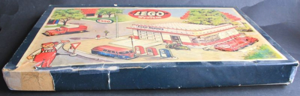 Lego System Esso Tankstelle 1956 mit Zubehör in Originalkarton (11073)