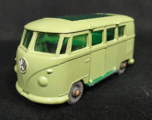Matchbox Lesney Volkswagen Bus Camper Caravette 1960 Metallmodell (11106)