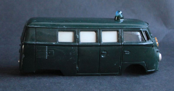 JNF Neuhierl Strucky Volkswagen T1 Transporter Polizei 1965 Plastikmodell (10880)