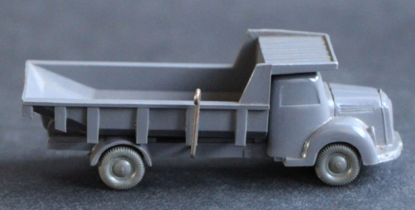 Wiking Mercedes-Benz 3500 Muldenkipper Lastwagen 1955 Plastikmodell unverglast (10990)