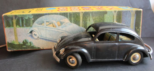 Mignon Volkswagen Käfer 1960 Plastikmodell mit Fernsteuerung in Originalkarton (11017)