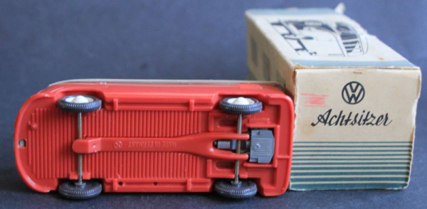 Wiking Volkswagen Transporter T1 Achtsitzer 1960 Plastikmodell mit Originalbox (11153)