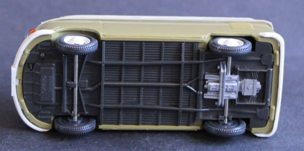 Wiking Volkswagen T1 Transporter Achtsitzer 1960 Plastikmodell (11154)