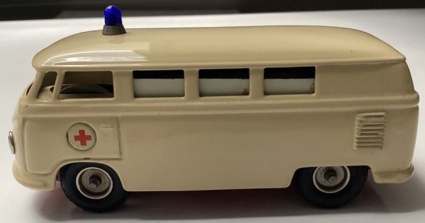 CKO Kellermann Volkswagen Transporter T1 Krankenwagen Blechmodell mit Friktionsantrieb (11161)