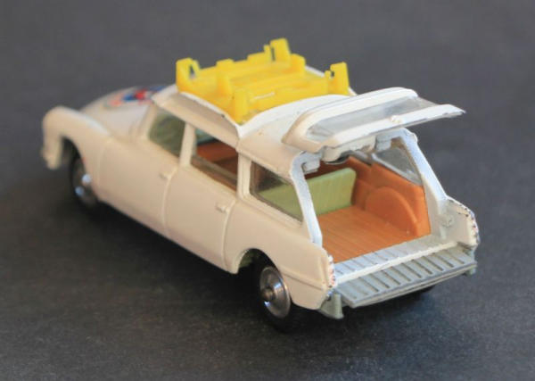 Corgi Toys Citroen DS Ski Club 1965 DieCast Model (1655)