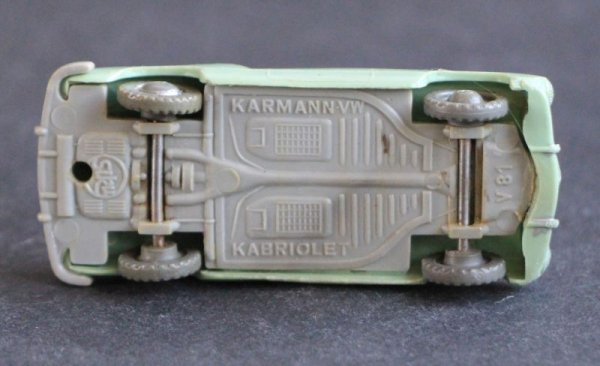 Siku Volkswagen Karmann-Ghia Cabriolet V81 Plastikmodell 1955 (11337)