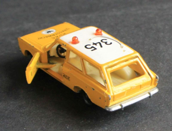 Siku Ford Taunus 17 M Turnier "ADAC-Straßenwacht" V313 Metallmodell 1970 (11456)