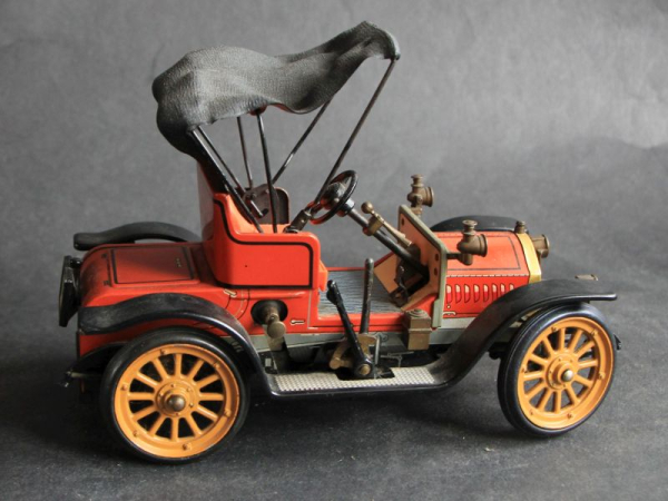 Schuco Opel Doktor-Wagen 4/8 PS 1909 Blechmodell mit Friktionsantrieb (11590)