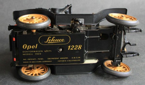 Schuco Opel Doktor-Wagen 4/8 PS 1909 Blechmodell mit Friktionsantrieb (11590)