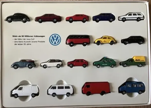 Wiking Volkswagen "Mehr als 50 Millionen" Modellsatz mit 17 Fahrzeugen in Originalbox (11262)