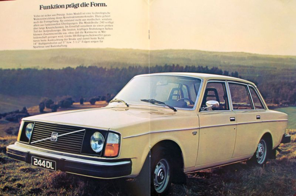 Volvo 242 - 244 Modellprogramm 1976 Automobilprospekt (11683)