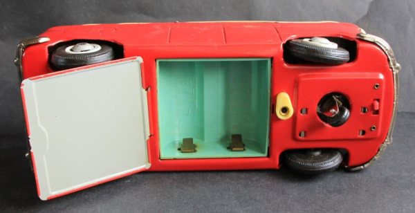 Bandai Volkswagen T1 Transporter Sambabus 1960 Blechmodell mit Batterieantrieb in Originalkarton (11802)