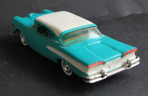 Edsel Ford US-Dealer-Promotion-Car 1958 Plasticmodel (0240)