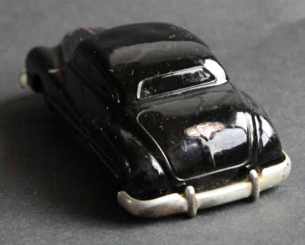 Gama Buick Wendelimousine 1948 Blechmodell mit Friktionsantrieb (11765)