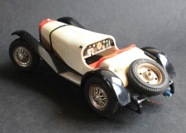 Gama Mercedes-Benz SSK 1928 Metalmodel (2632)